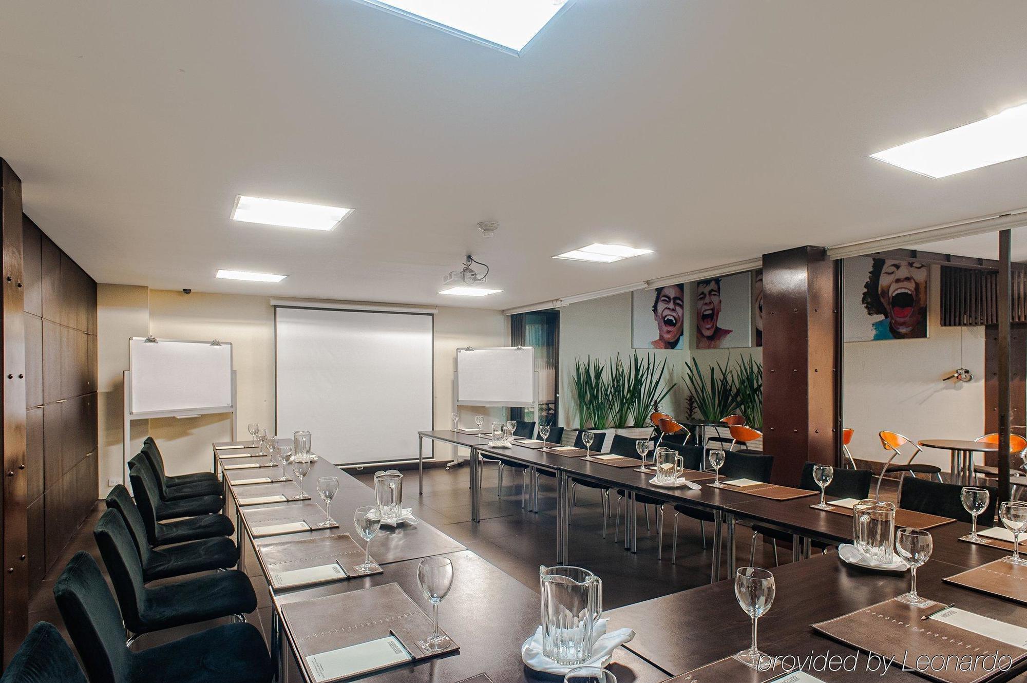 Hotel Lugano Suites Богота Екстериор снимка