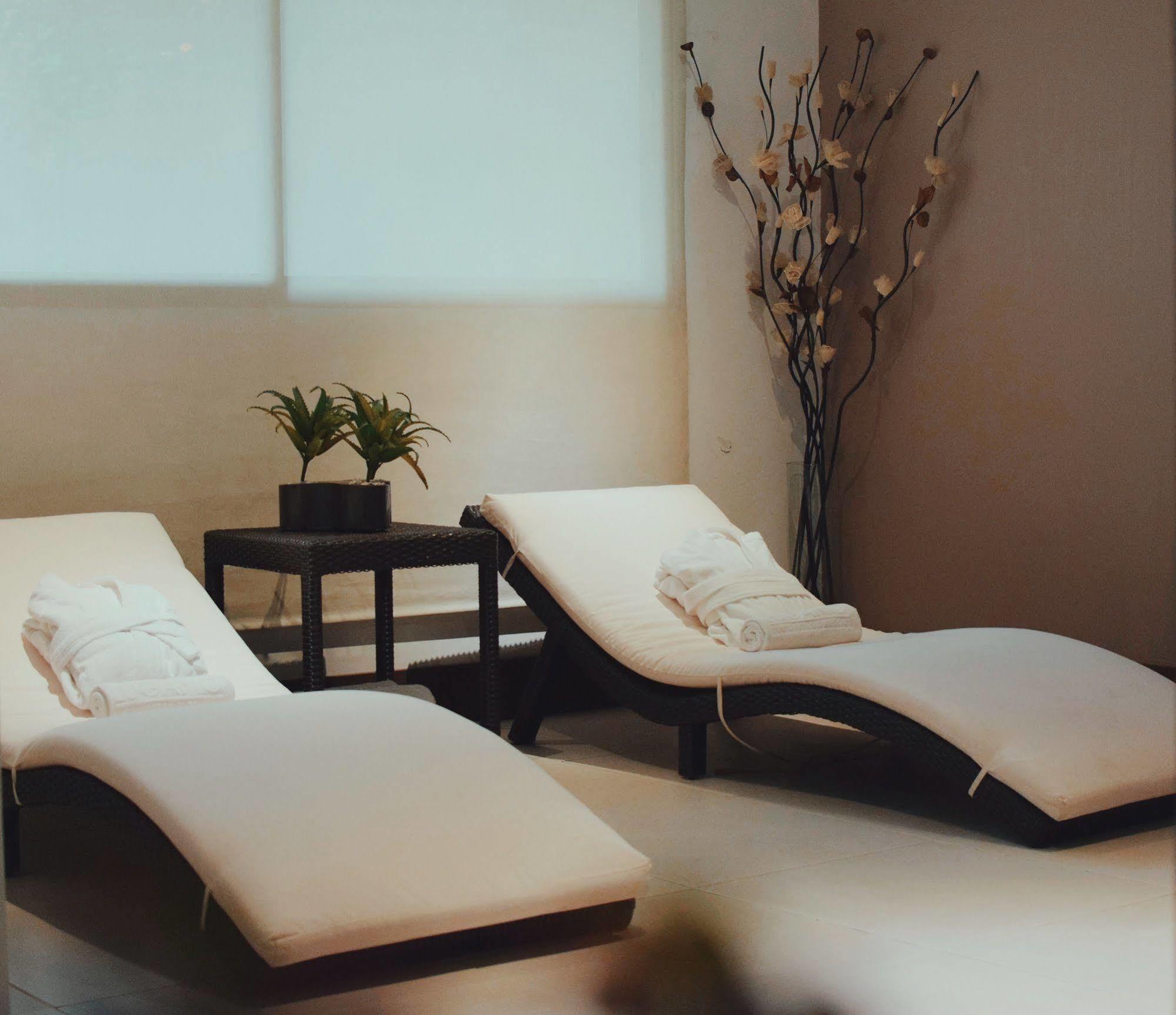 Hotel Lugano Suites Богота Екстериор снимка